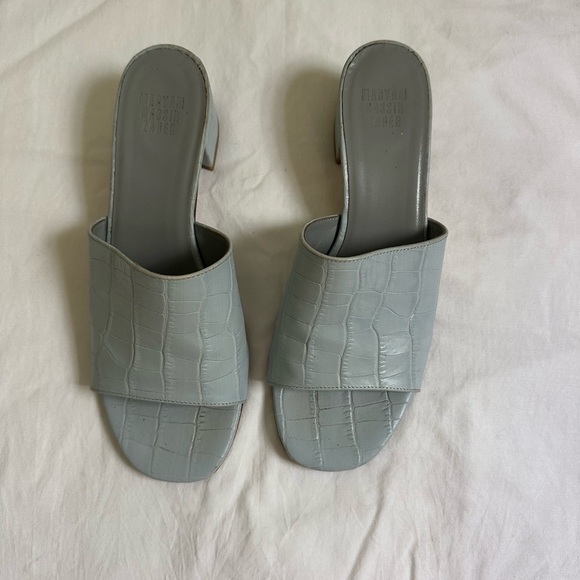 Maryam Nasir Zadeh chunky slides. - Picture 3 of 4